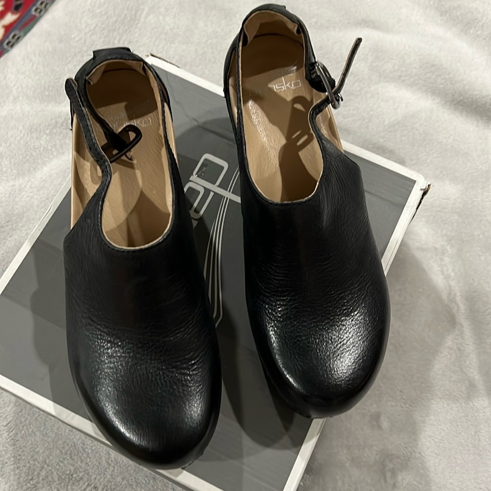Black Dansko Sassy size 38